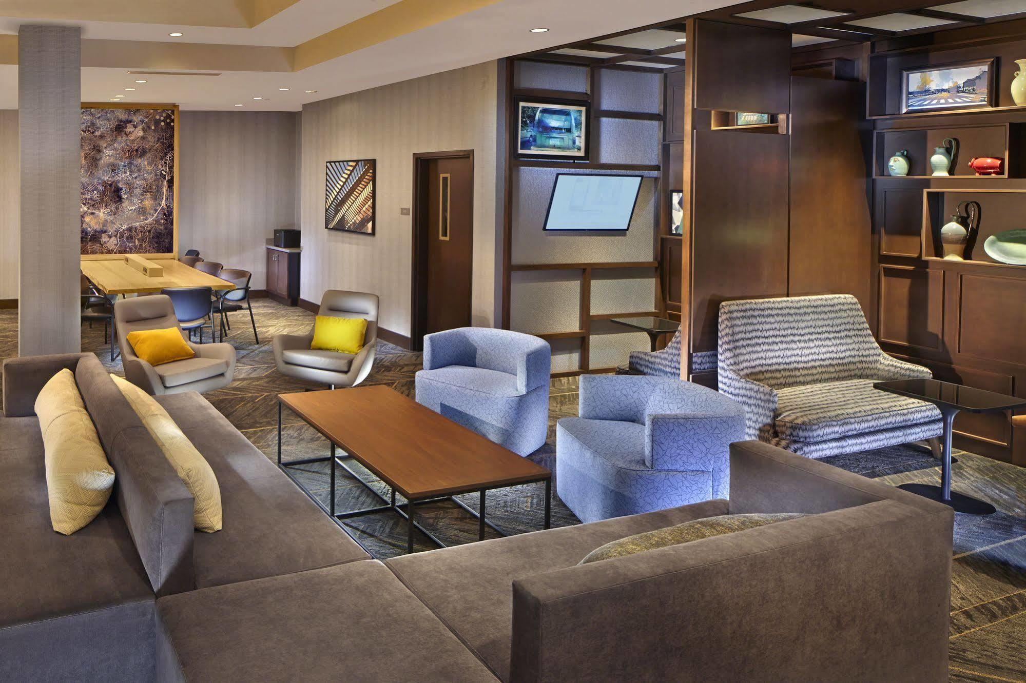 ไฮแอท เพลซ ชาเปล ฮิลล์ - เซาเทอร์น วิลเลจ Hotel แชเปิลฮิลล์ ภายนอก รูปภาพ